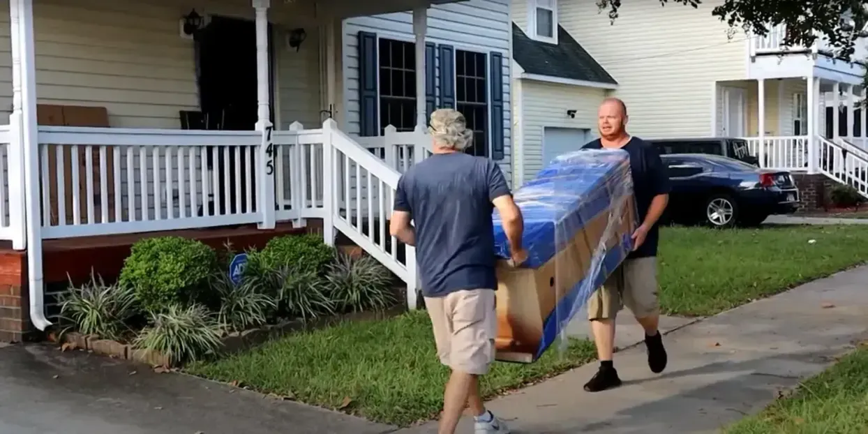 Packing delicate items